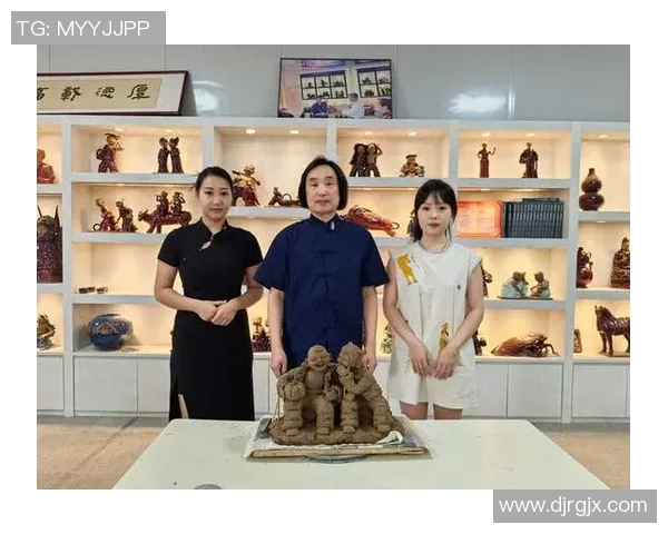 泥塑艺术与足球结合的奇迹你知道泥塑足球明星是谁吗